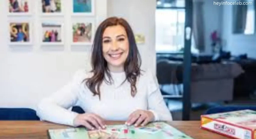 abi-hookway-net-worth-income-sources